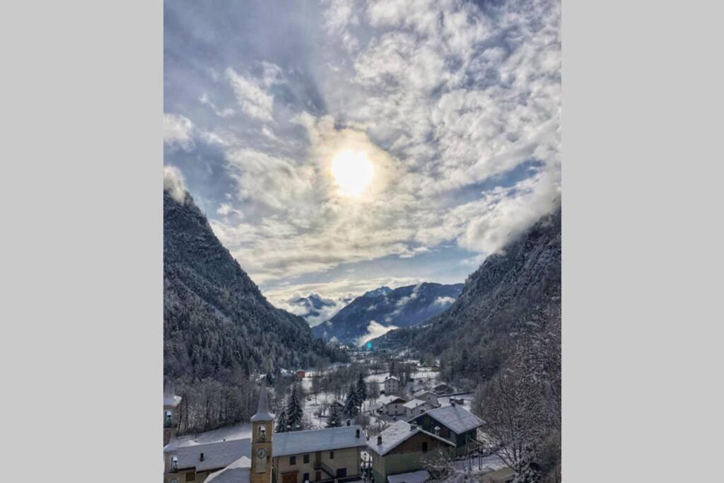 Monolocale Rustico Di Montagna Apartman Antey-Saint-André Kültér fotó