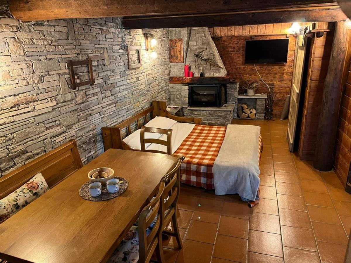 Monolocale Rustico Di Montagna Apartman Antey-Saint-André Kültér fotó